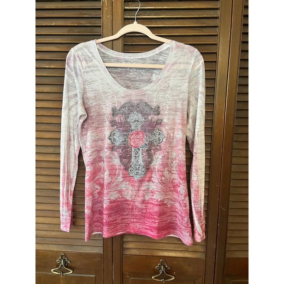 MAURICES Pink and White Burnout Style T Shirt w/rhinestone detail (Size M) - Picture 1 of 10